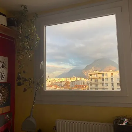 Apartamento Quartier Calme Et Parking Gratuit Grenoble